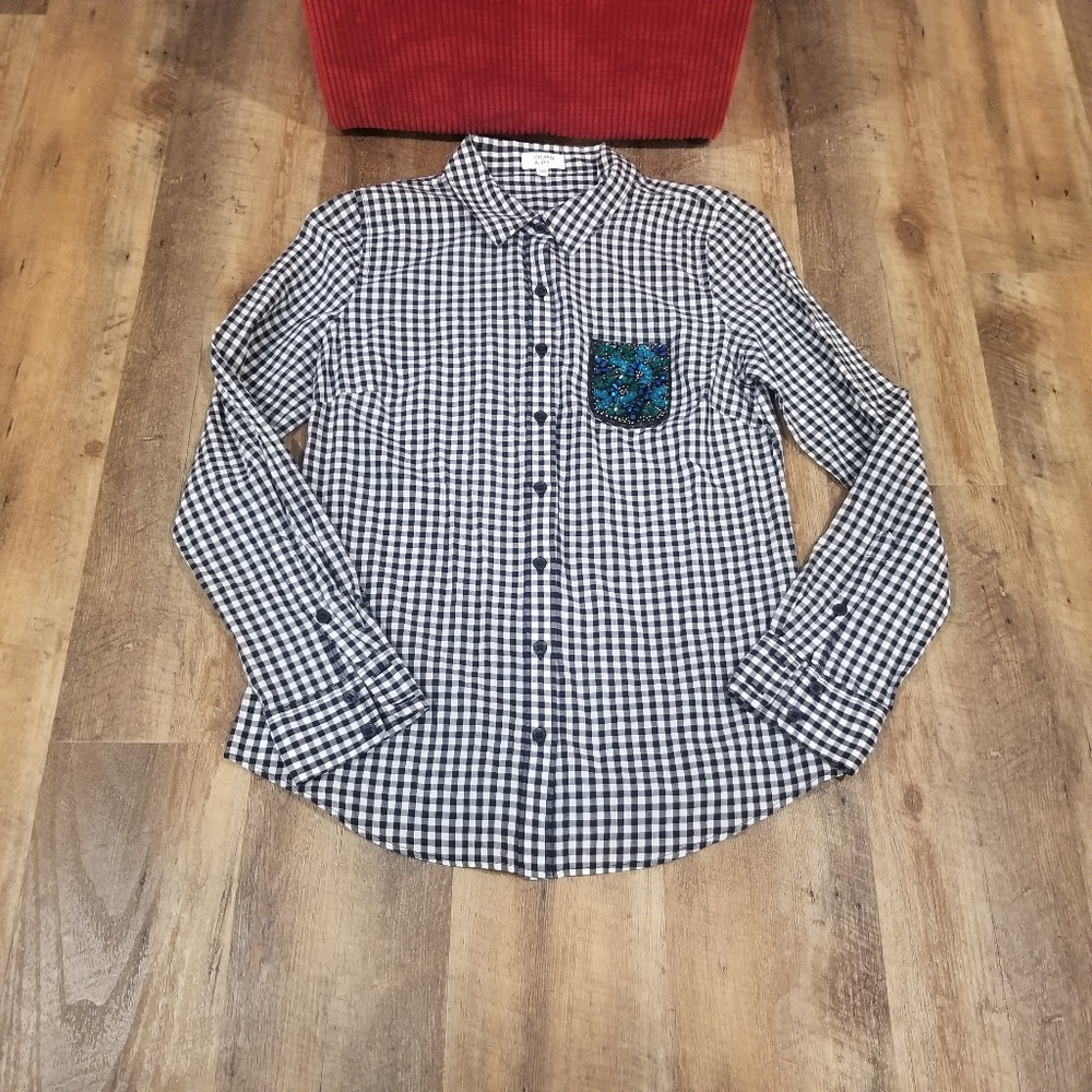 Crown & Ivy Top Size XS